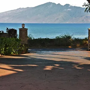 Maui House Bed & Breakfast Kahana